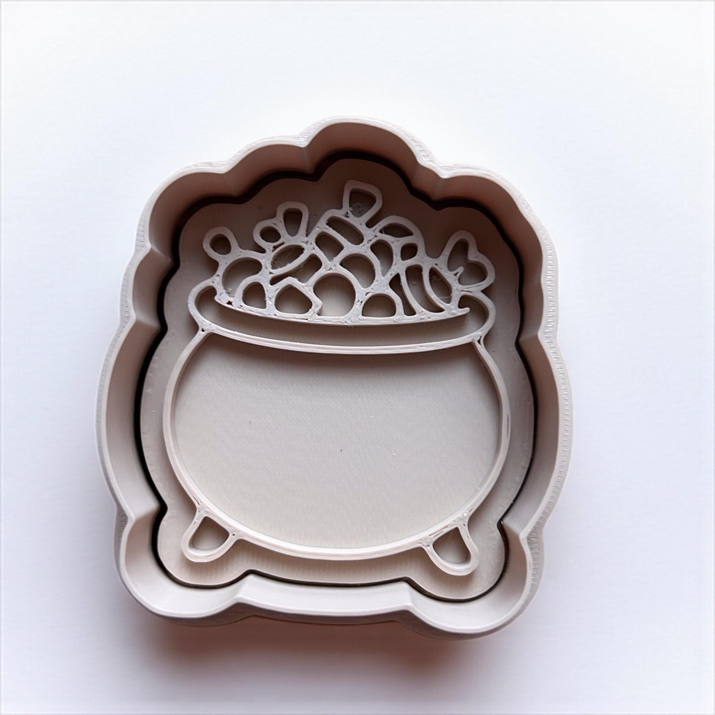 Halloween Cookie Cutter Set: Pumpkin, Ghost, Spider Witch & Cauldron