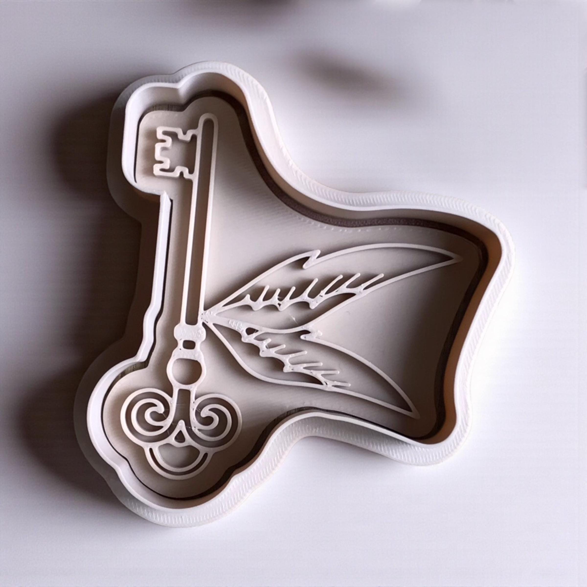 Flying Key Cookie Cutter: Whimsical Party Treat Mold