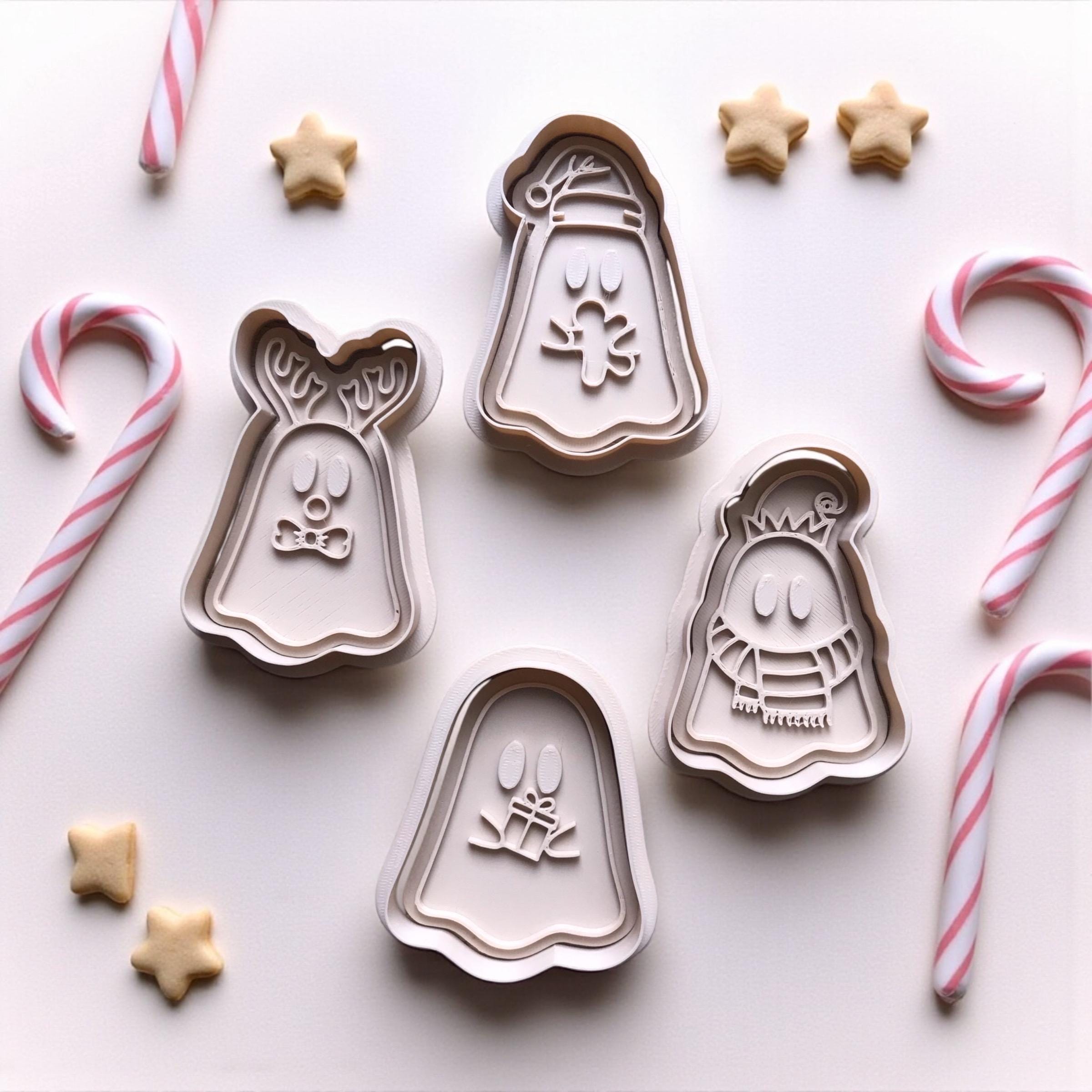 Christmas Ghost Cookie Cutter Set – Festive Holiday Baking Fun!
