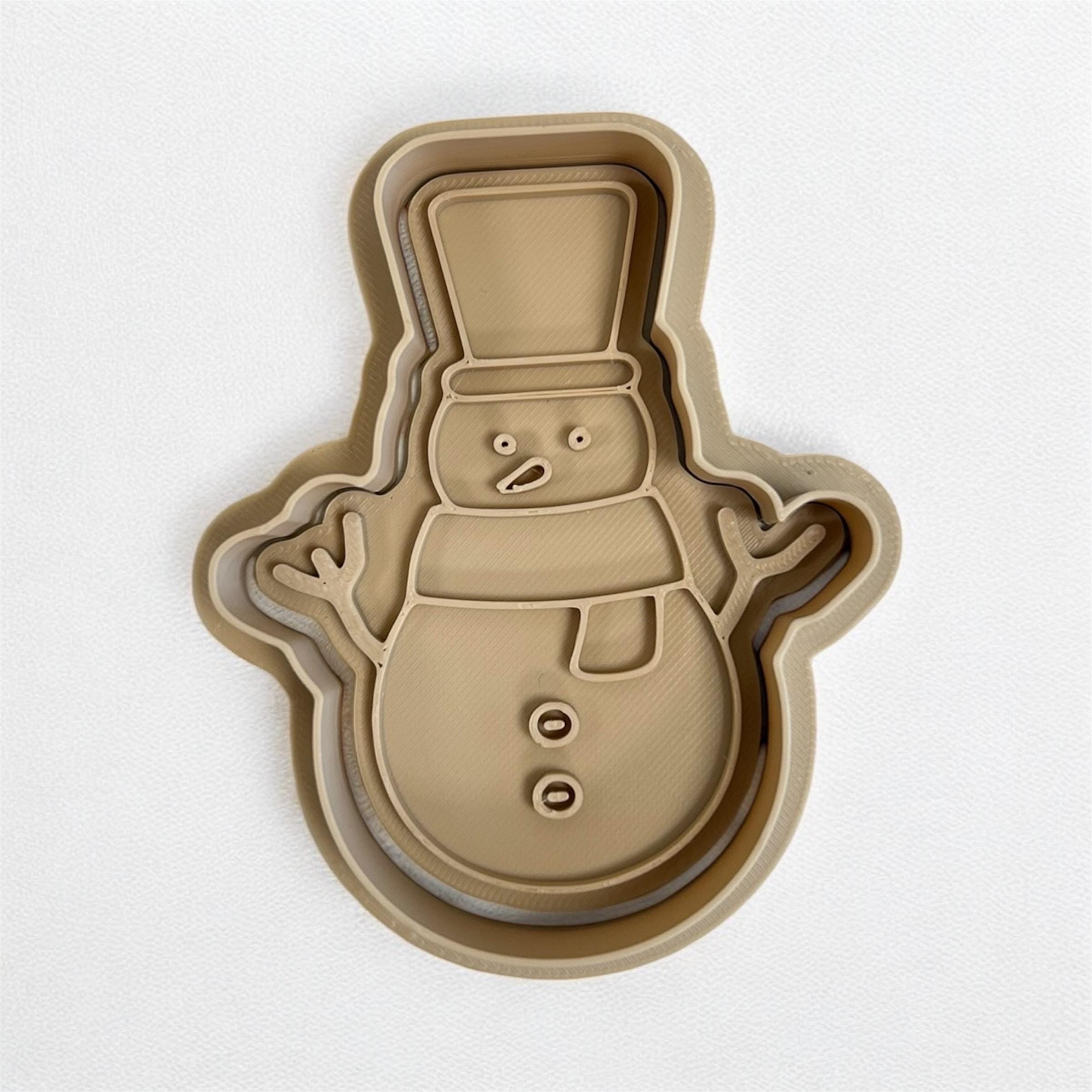 Outdoor Christmas Cookie Cutter Set - Cozy Winter Bakin Shapes